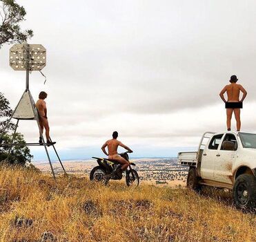 Full leaked Aus farm private photo