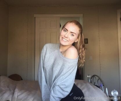 Full leaked Aussiebabe private photo