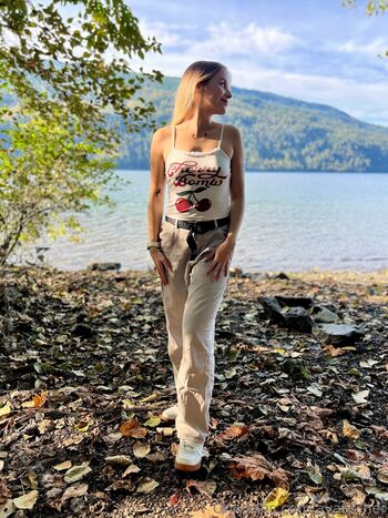 Full leaked Ava archer page private photo