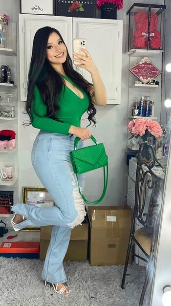 Full leaked Ava calvo private photo