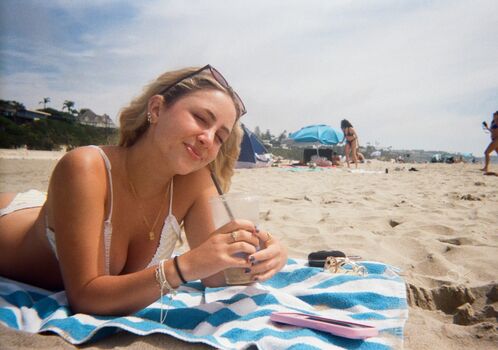 Full leaked Ava kolker private photo