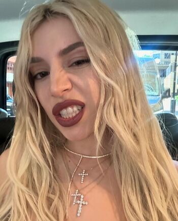 Full leaked Ava max page private photo