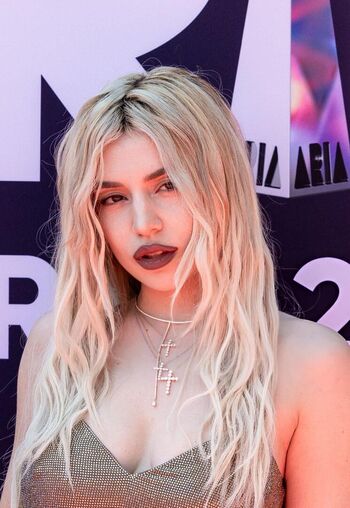 Full leaked Ava max private photo