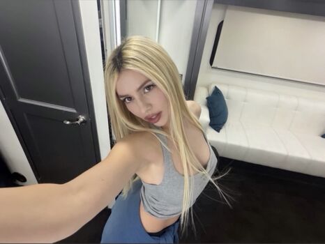 Full leaked Ava max private photo