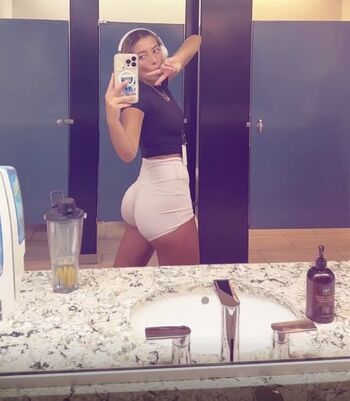 Full leaked Ava nucci page private photo