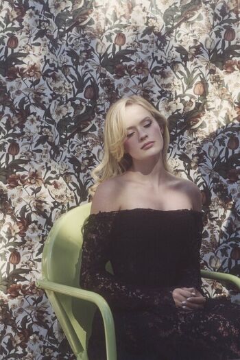 Full leaked Ava phillippe private photo