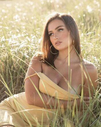 Full leaked Ava thompson private photo
