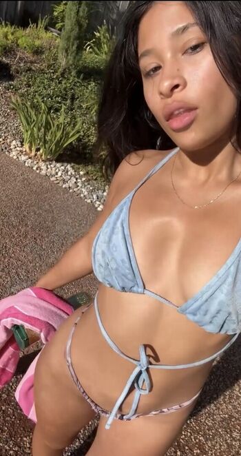 Ava Yulisa