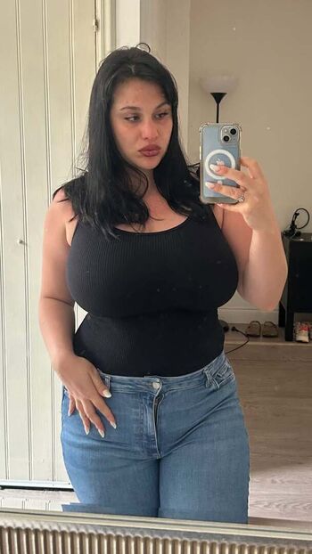 Full leaked Avaesandra private photo