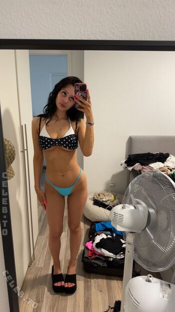 Full leaked Avakisses private photo