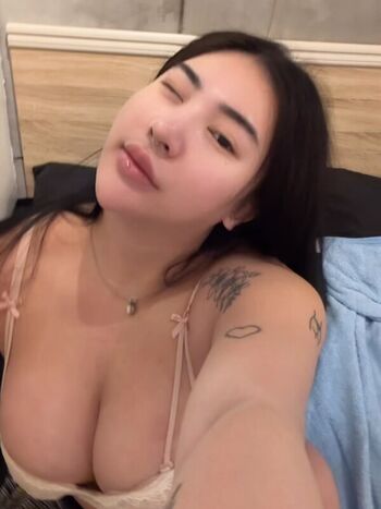 Full leaked Avalynbabe private photo