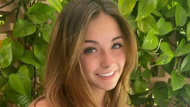 Full leaked Avamajury private photo