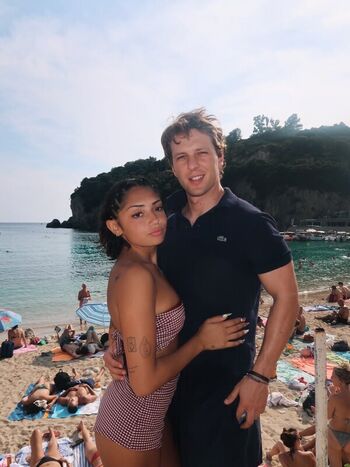 Full leaked Avani gregg private photo