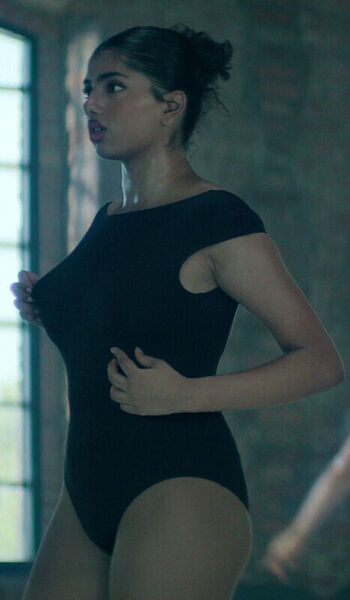 Full leaked Avantika private photo
