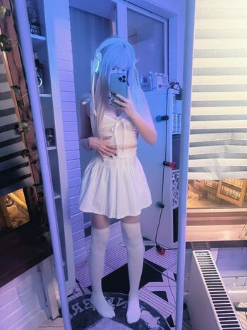 Full leaked Avdeech private photo
