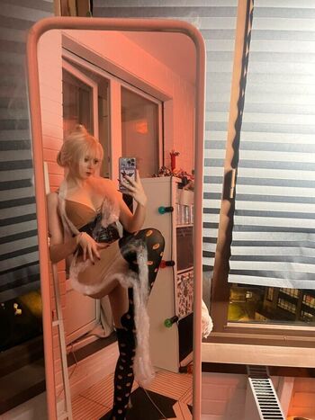 Full leaked Avdeech private photo