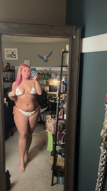 Full leaked Averageallison private photo
