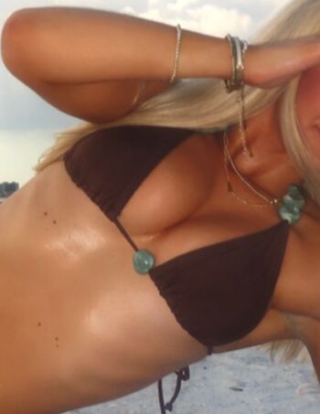 Full leaked Avery arthur private photo