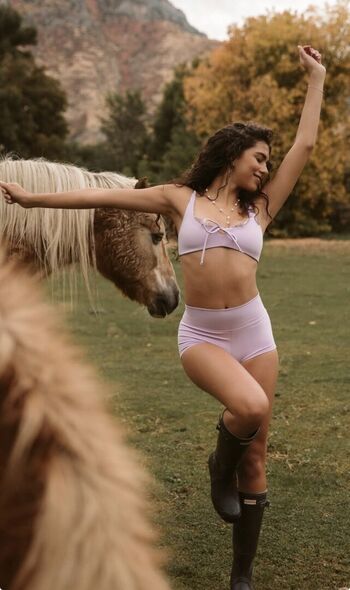 Full leaked Avery gilmore page private photo