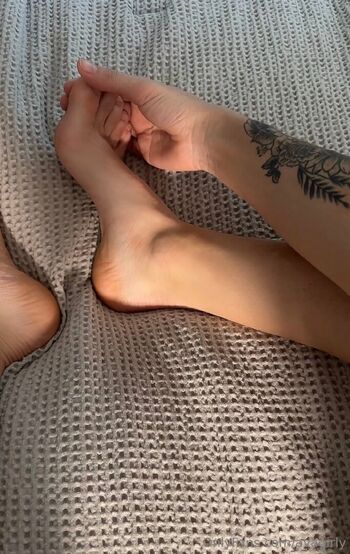 Full leaked Avesfree private photo