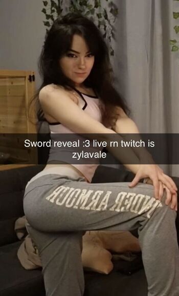Full leaked Awkspew roo page private photo