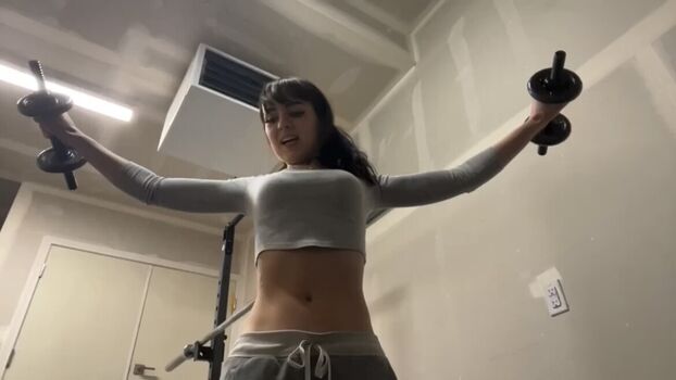Full leaked Awkspew roo private photo
