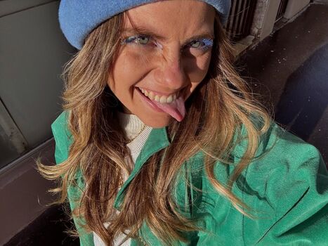 Full leaked Axelle maga private photo