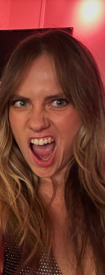 Full leaked Axelle maga private photo