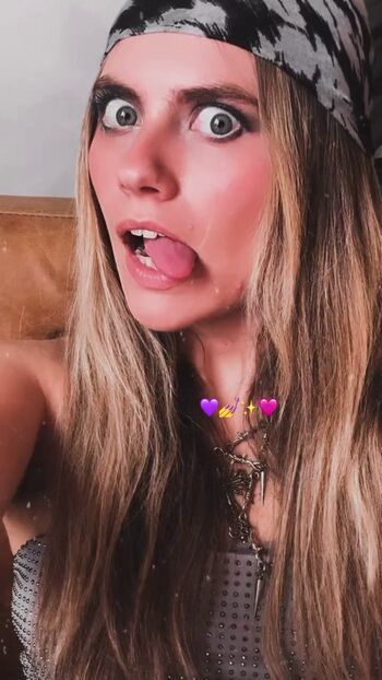 Full leaked Axelle maga private photo
