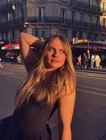 Full leaked Axelle maga private photo