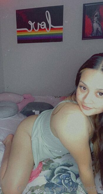 Full leaked Axenet private photo