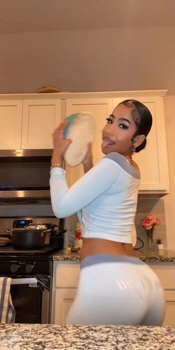Full leaked Aya tanjali private photo