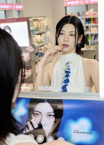 Ayaka Miyoshi