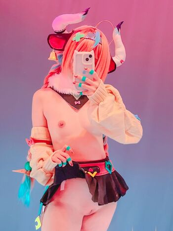 Full leaked Ayame page private photo