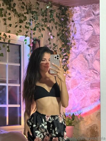 Full leaked Aydaniela private photo