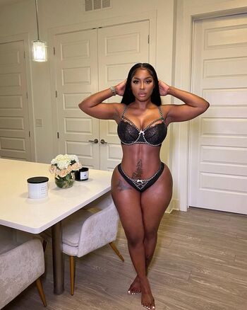 Full leaked Ayesha howard private photo