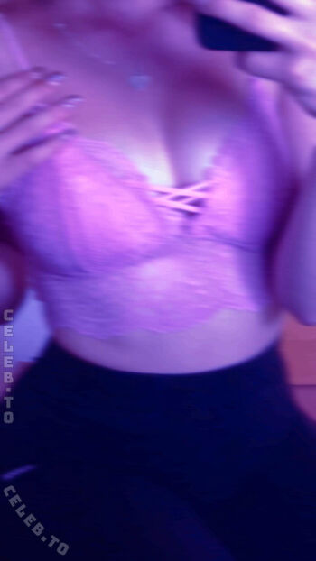 Full leaked Aylahmth private photo