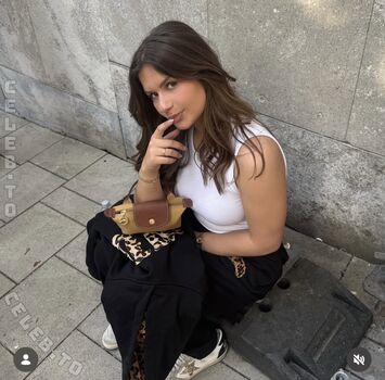 Full leaked Aylinabr private photo