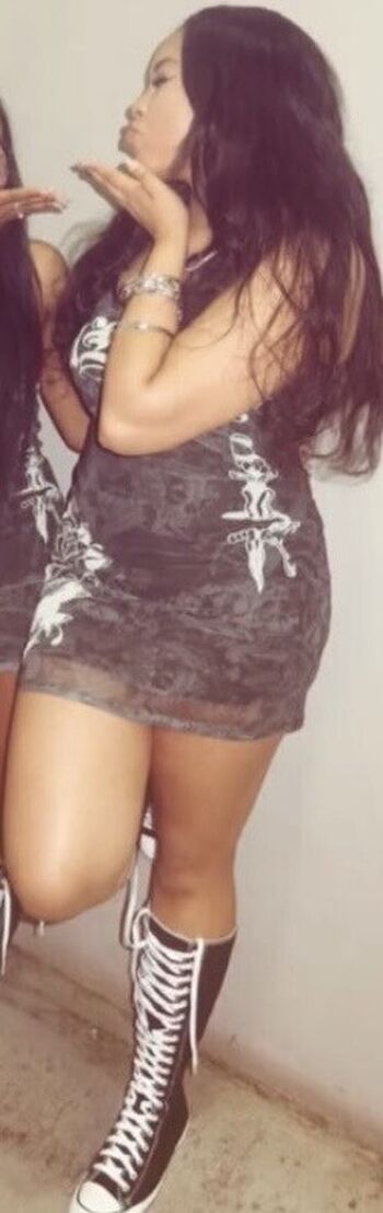 ayoo_londyn