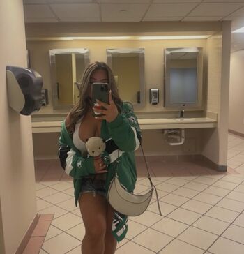 Full leaked Aysia phan private photo