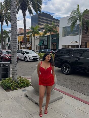 Full leaked Ayushaaaa private photo