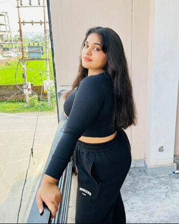 Full leaked Ayushi bhardwaj page private photo
