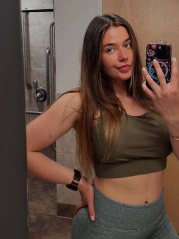 Full leaked Ayyjuhh private photo