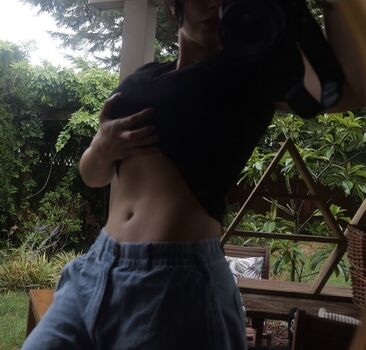 Full leaked Ayyjuhh private photo