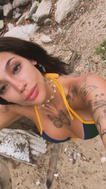 Full leaked Azzy private photo
