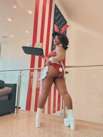 Full leaked Bnsly private photo
