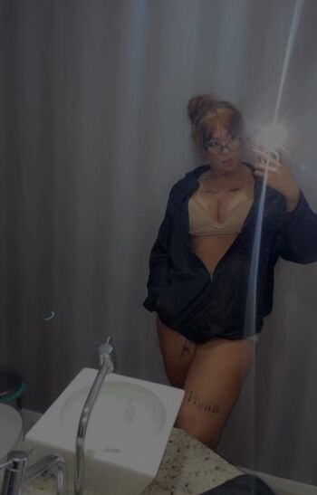 Full leaked Babdgabi private photo