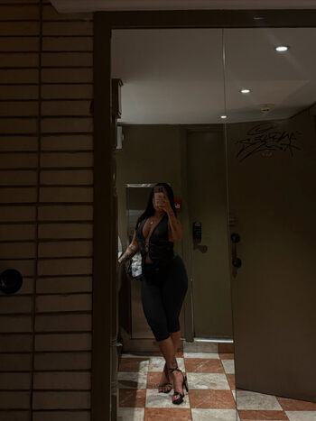 Full leaked Babebravo private photo