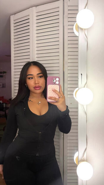 Full leaked Babebravo private photo