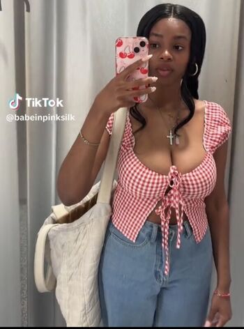 Full leaked Babeinpinksilk private photo